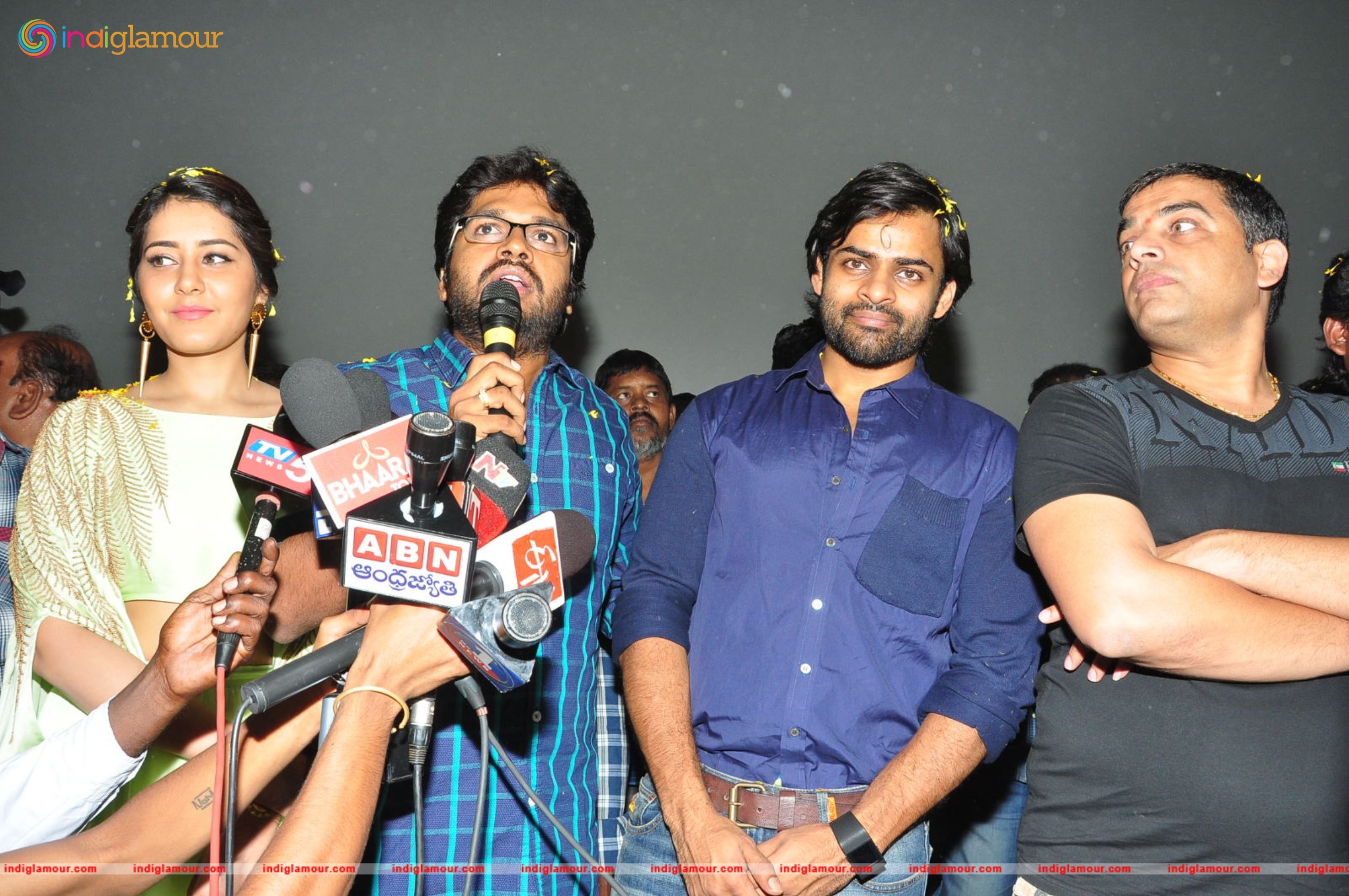Supreme Movie Platinum Disc Function Event hd photo