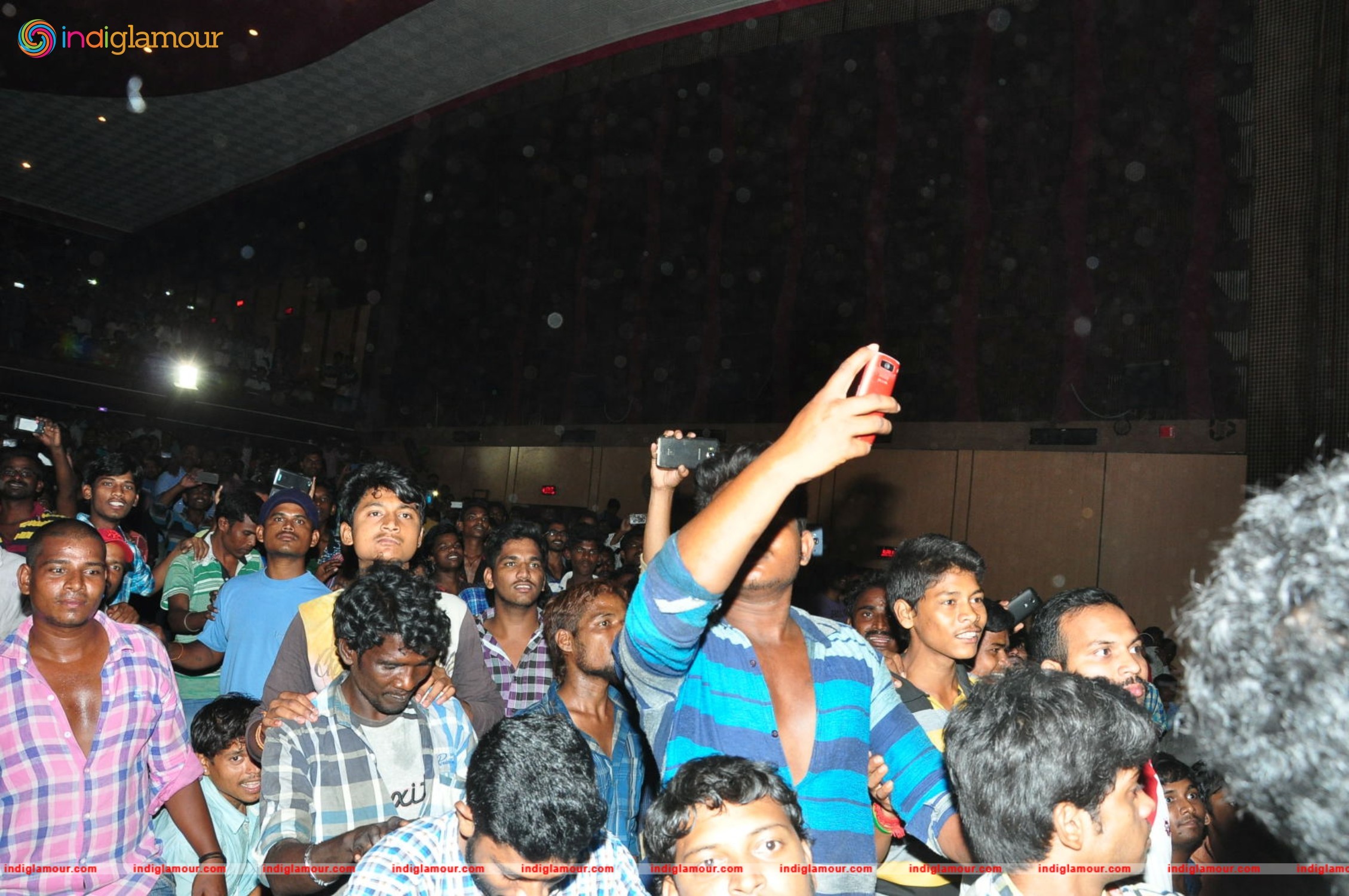 Supreme Movie Platinum Disc Function Event hd photo