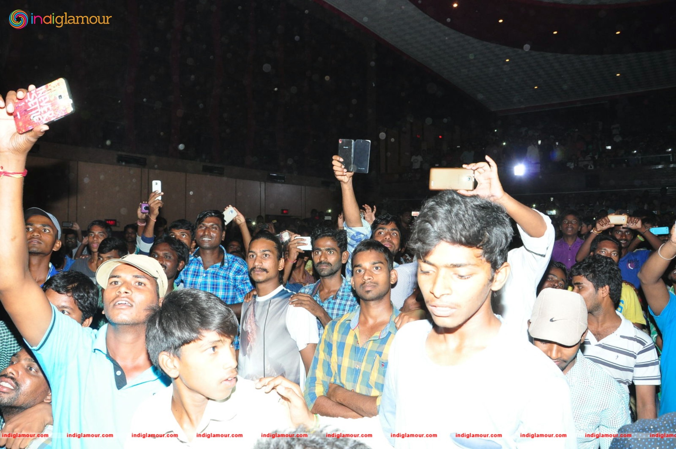 Supreme Movie Platinum Disc Function Event hd photo