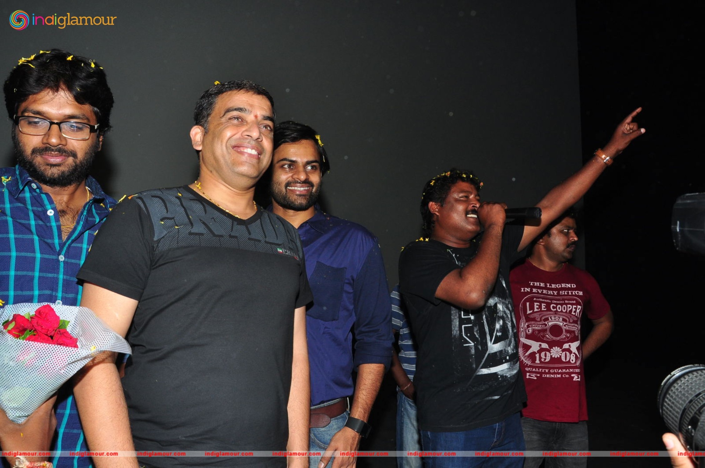 Supreme Movie Platinum Disc Function Event hd photo