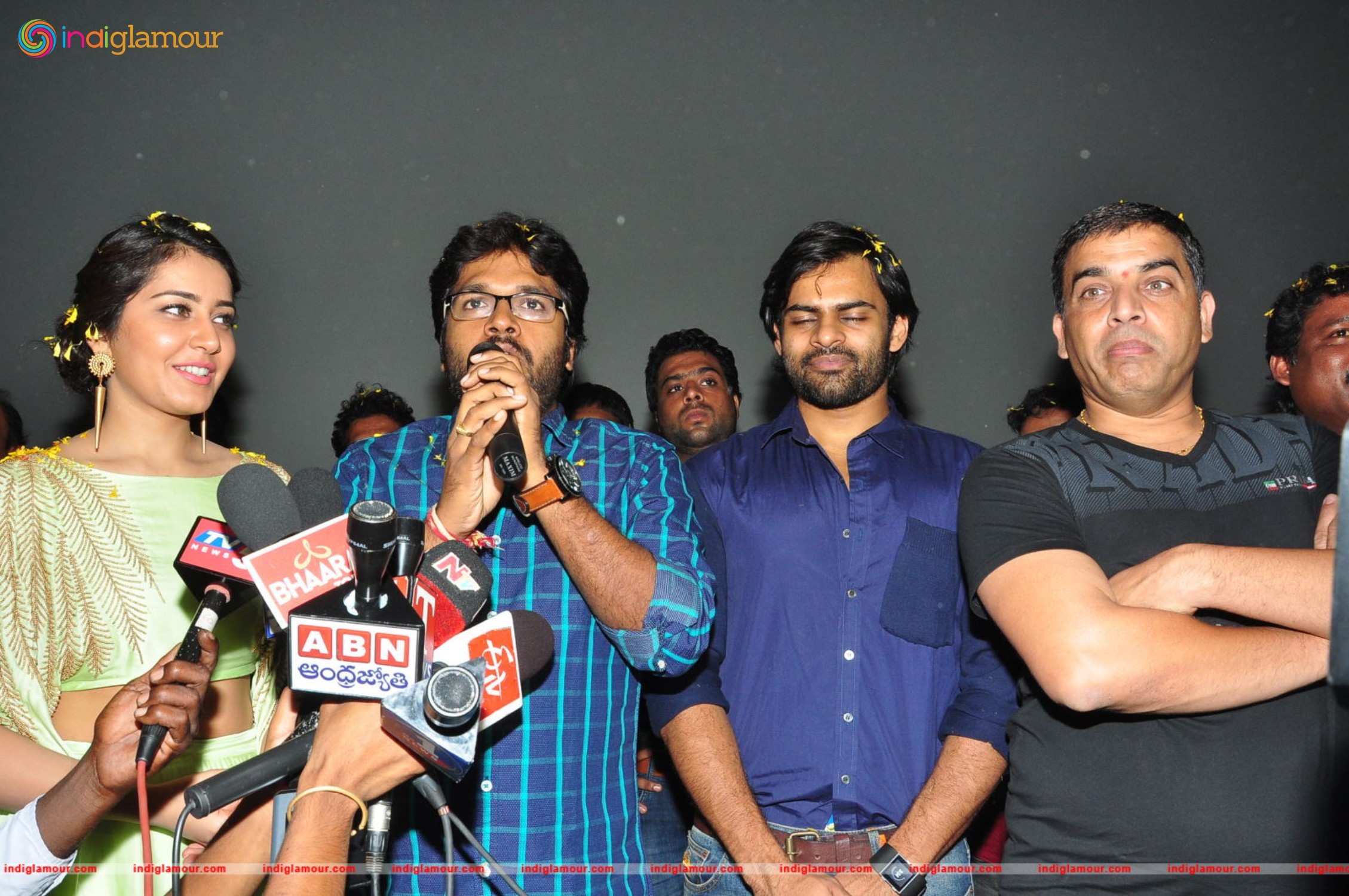 Supreme Movie Platinum Disc Function Event hd photo