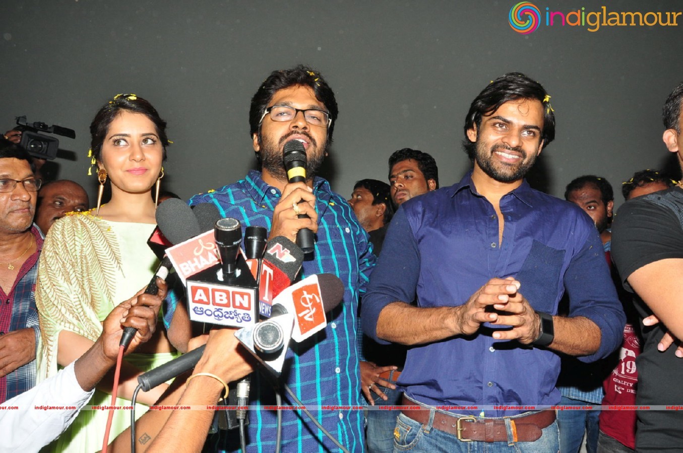 Supreme movie Platinum Disc Function at sandhya 70mm Event hd photo