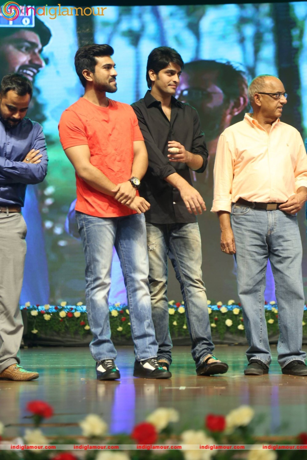 Oka Manasu Audio Launch Event hd photo