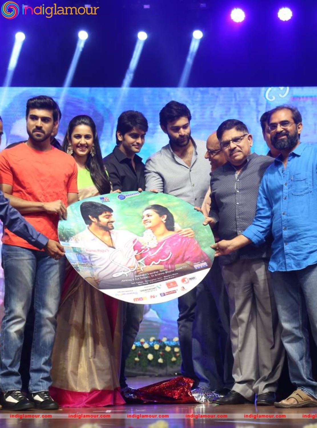 Oka Manasu Audio Launch Event hd photo