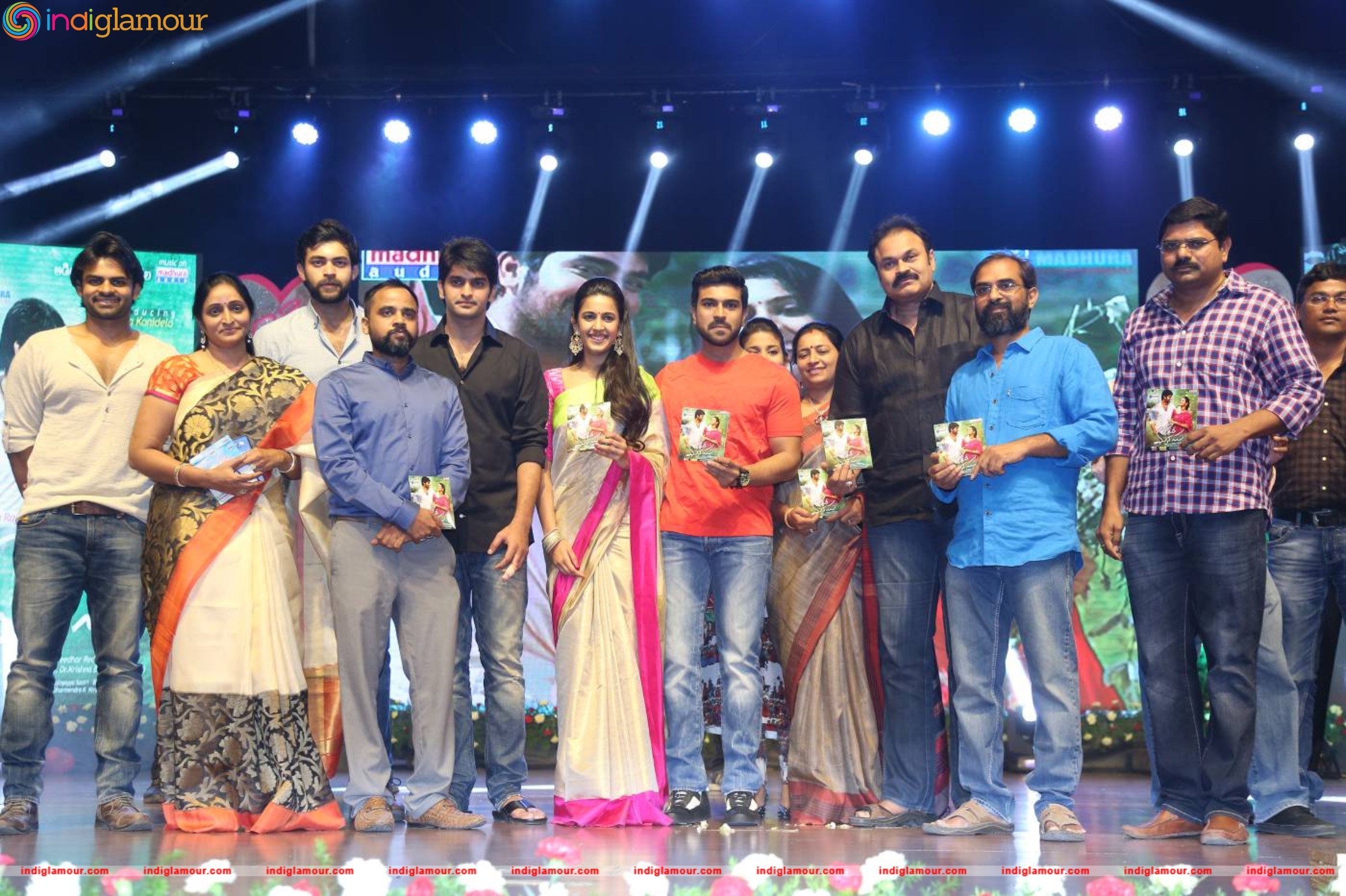 Oka Manasu Audio Launch Event hd photo