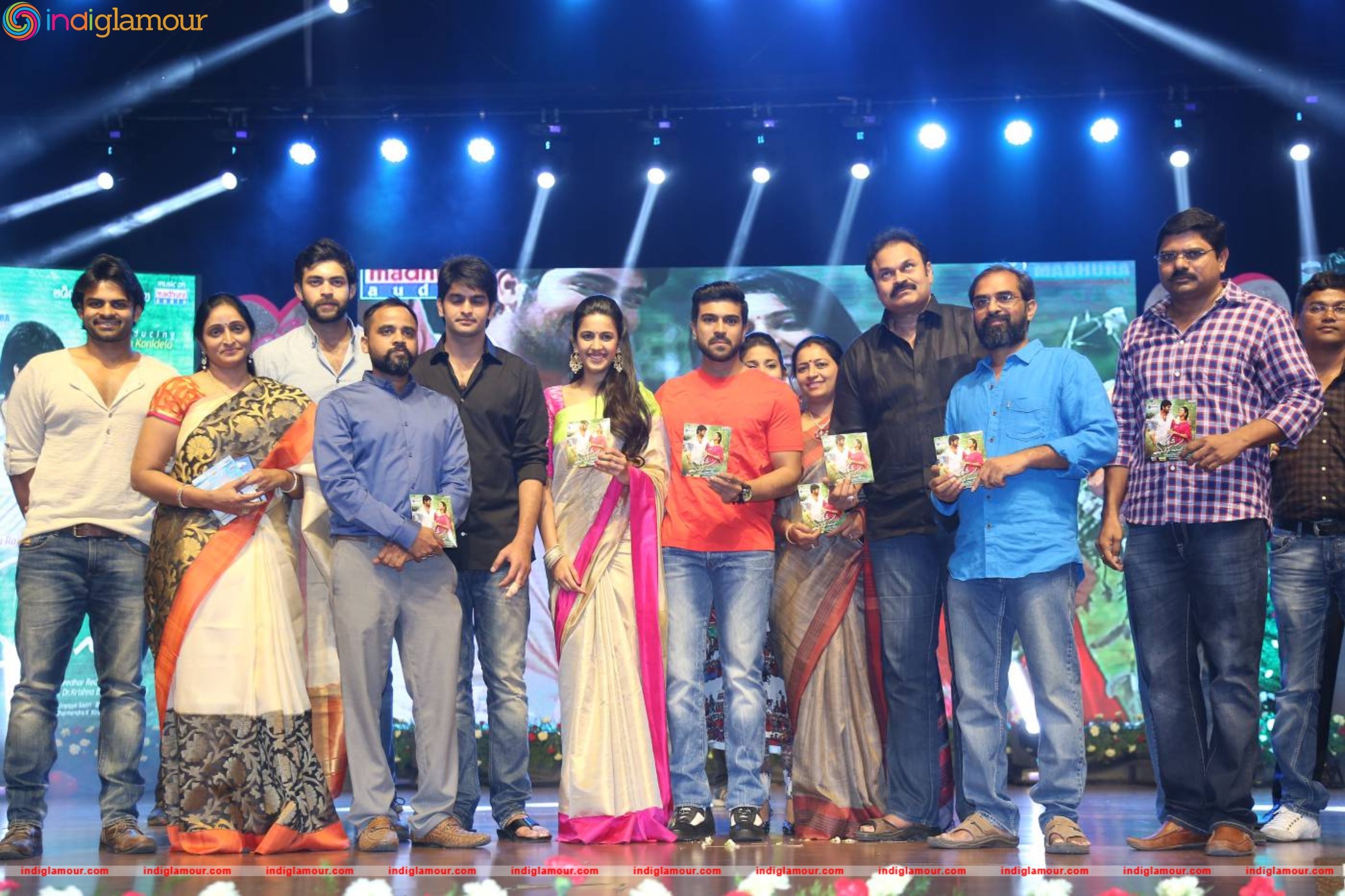 Oka Manasu Audio Launch Event hd photo