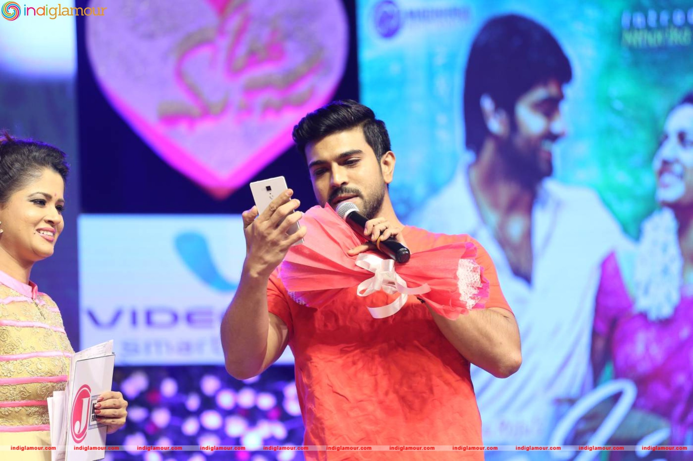 Oka Manasu Audio Launch Event hd photo