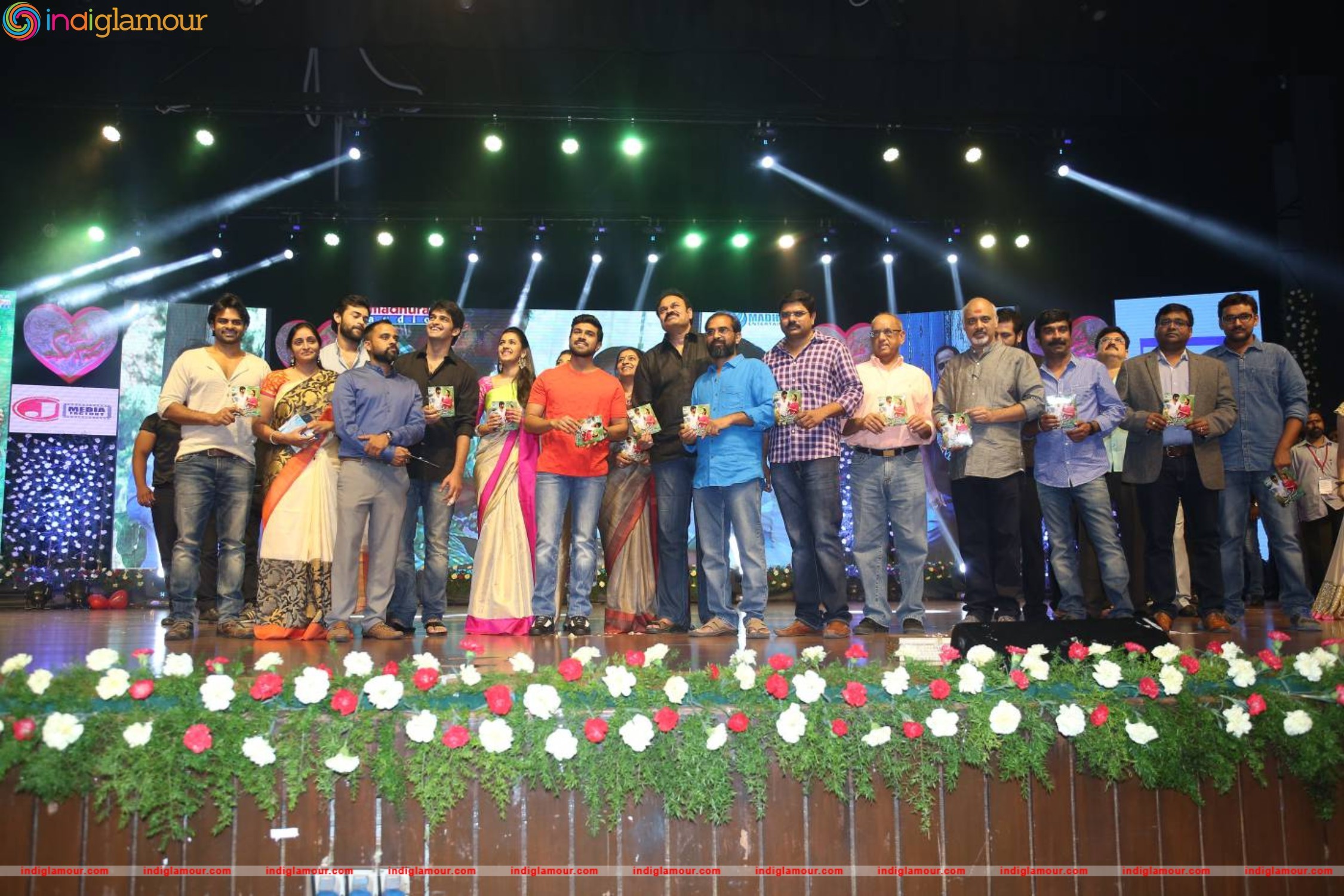 Oka Manasu Audio Launch Event hd photo
