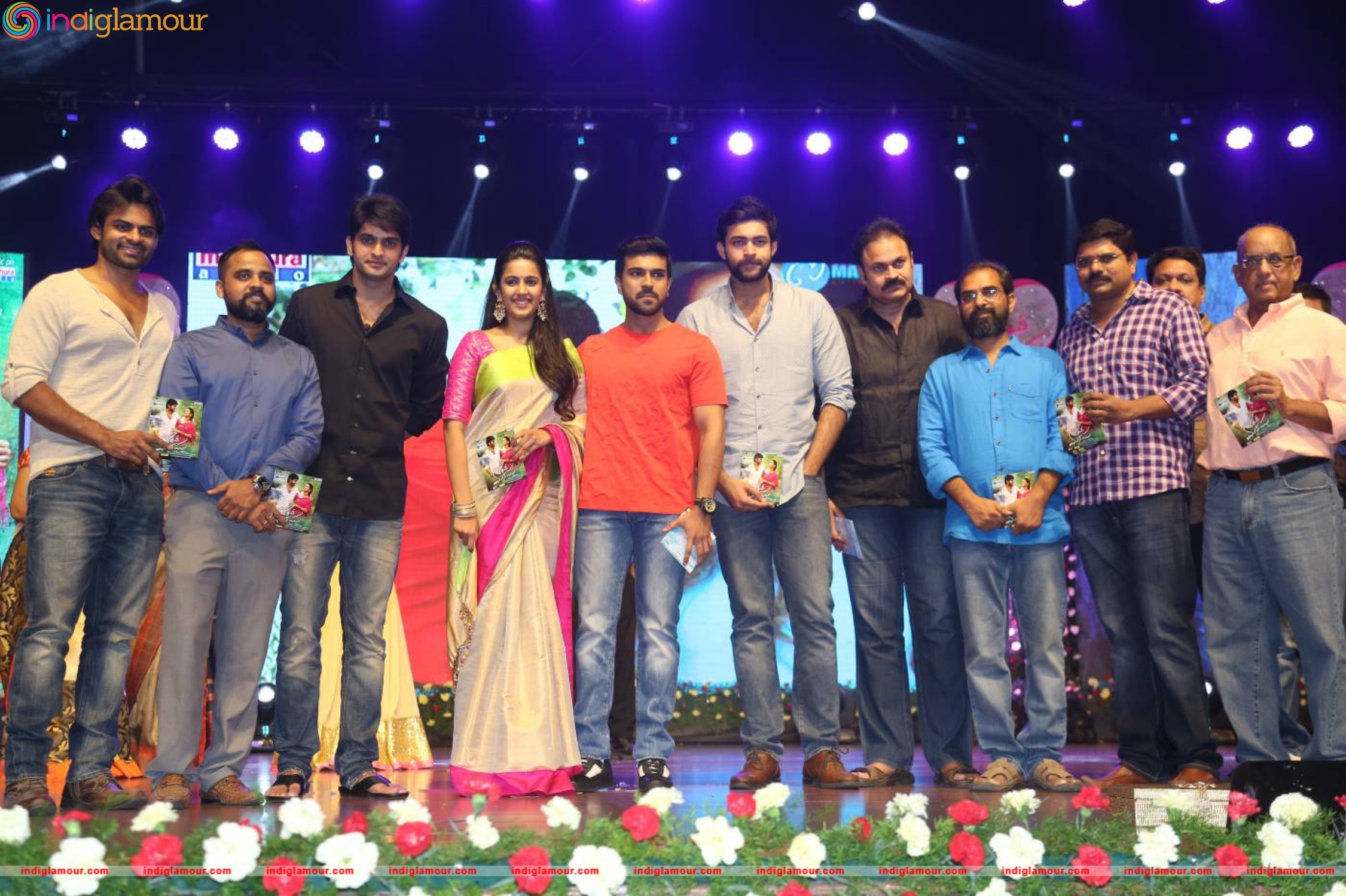 Oka Manasu Audio Launch Event hd photo