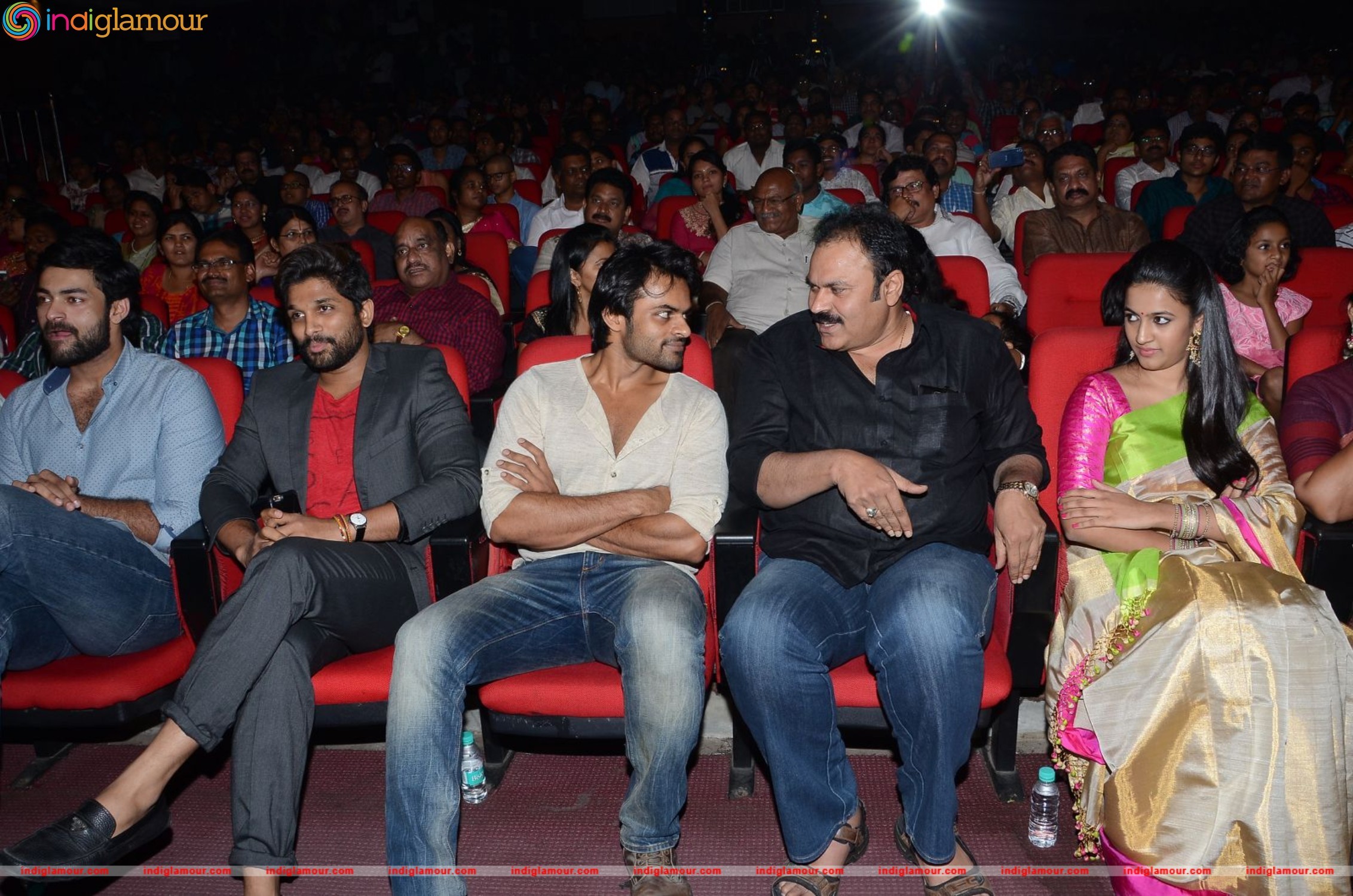 Oka Manasu Audio Launch Event hd photo