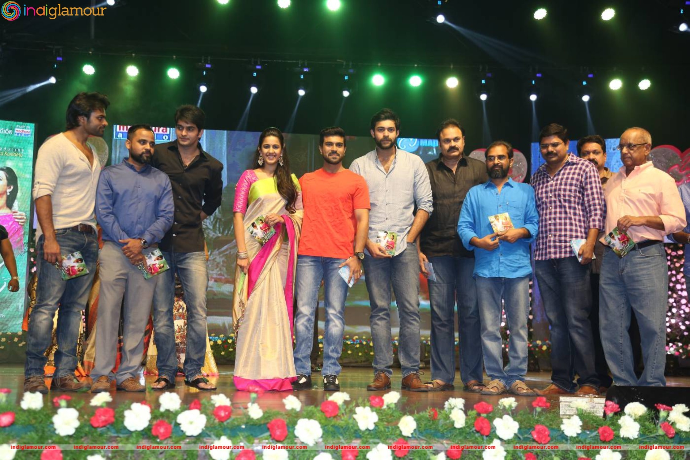 Oka Manasu Audio Launch Event hd photo