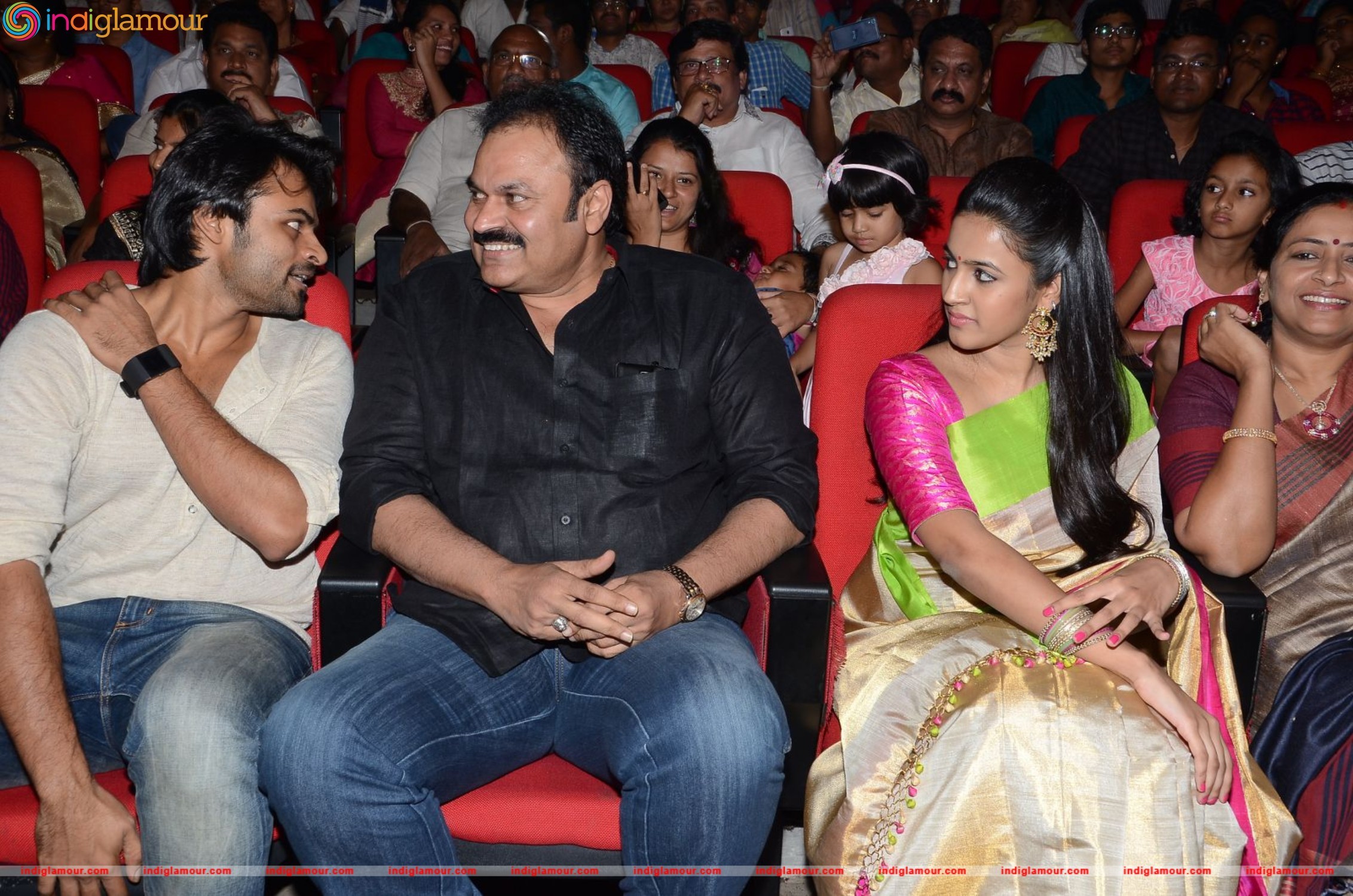 Oka Manasu Audio Launch Event hd photo