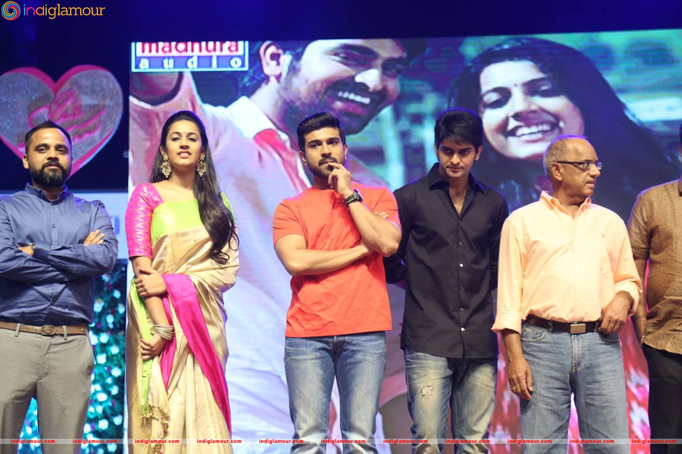 Oka Manasu Audio Launch Event hd photo