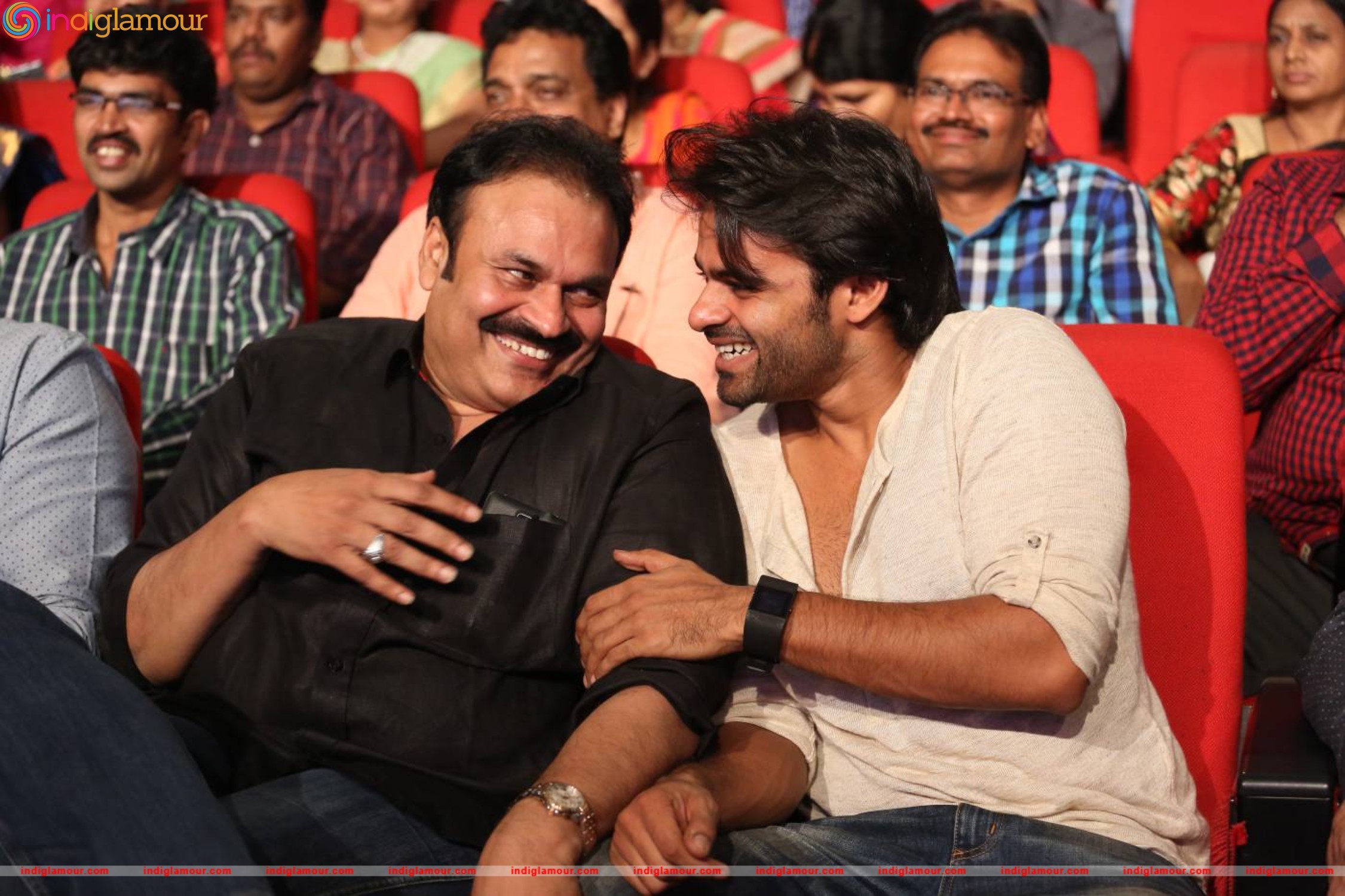 Oka Manasu Audio Launch Event hd photo