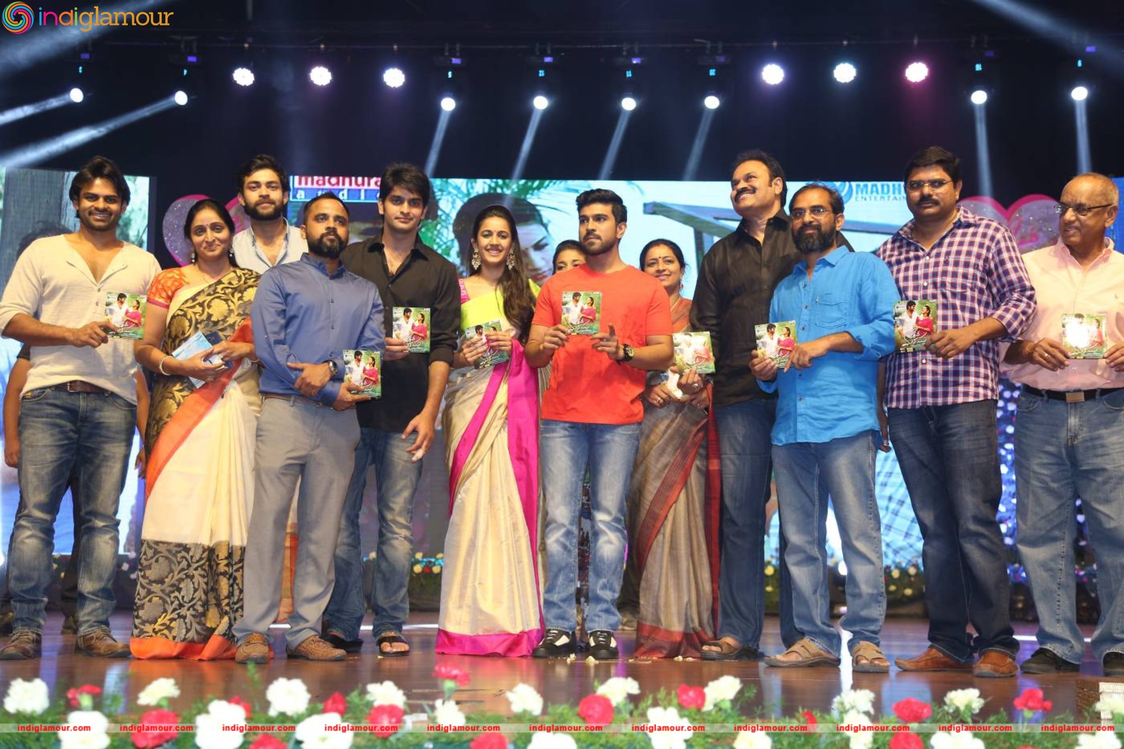 Oka Manasu Audio Launch Event hd photo