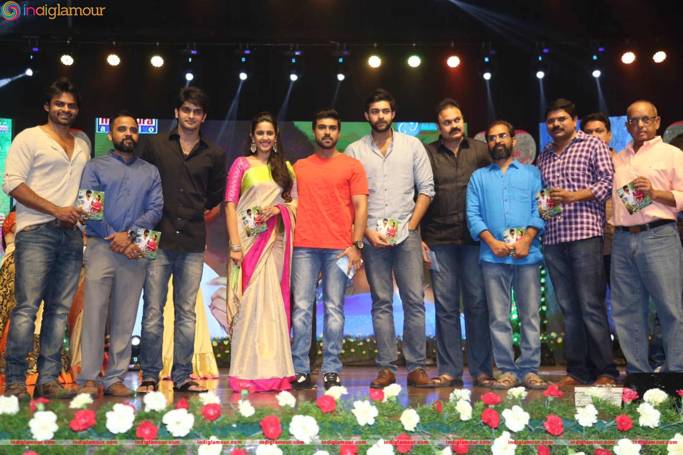 Oka Manasu Audio Launch Event hd photo