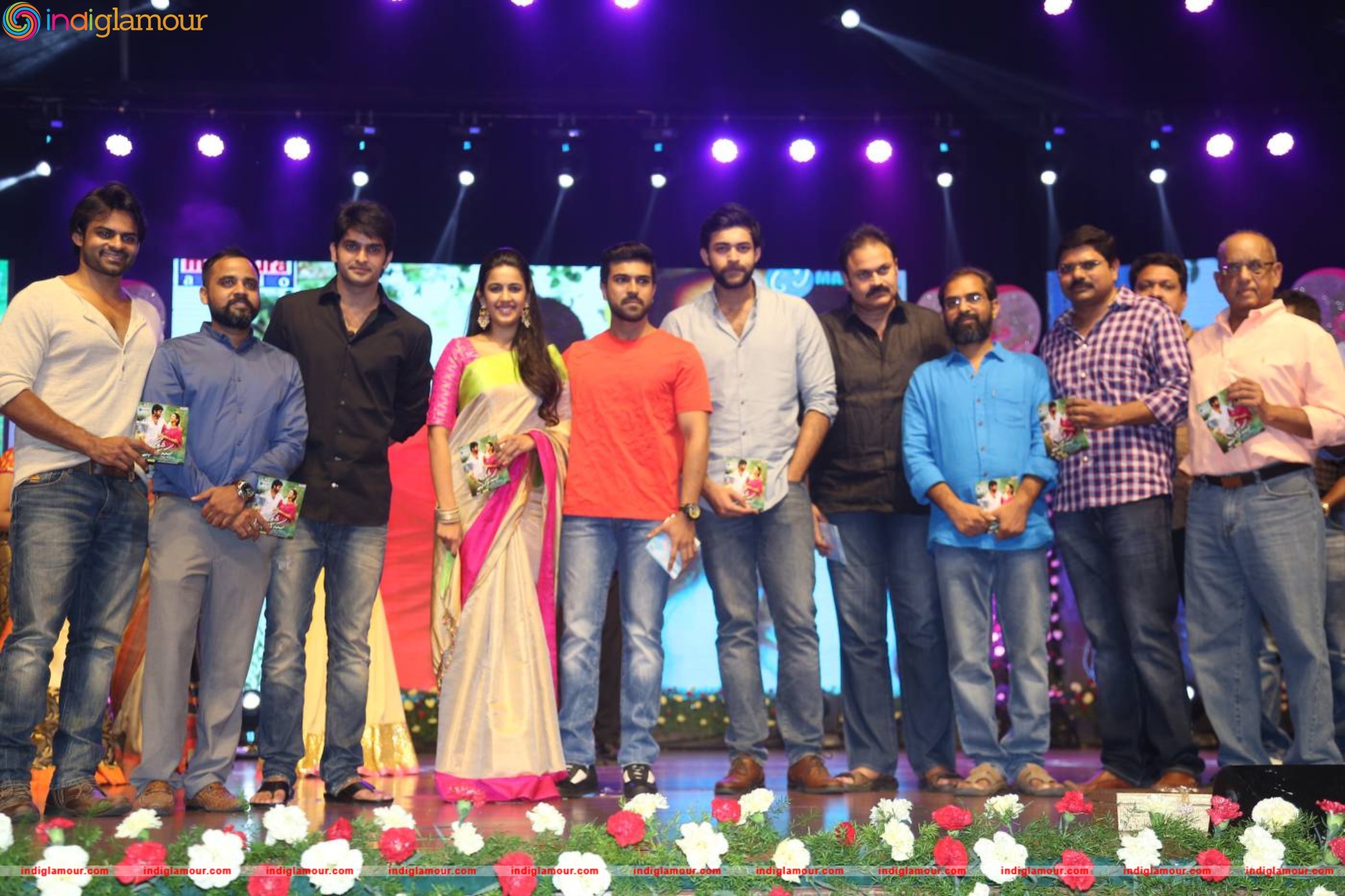 Oka Manasu Audio Launch Event hd photo