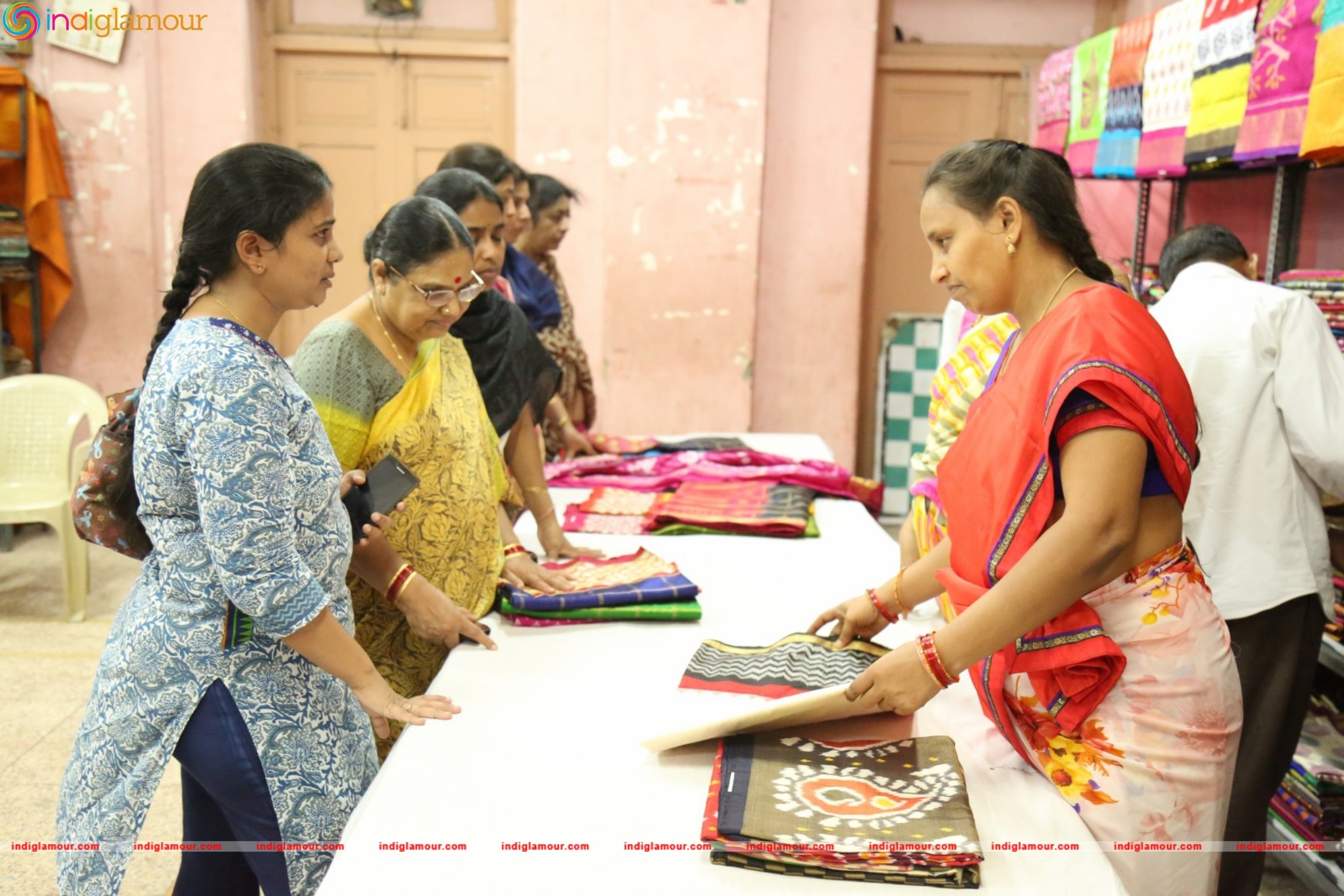 Pochampally Ikat Art Mela Launch Event hd photo