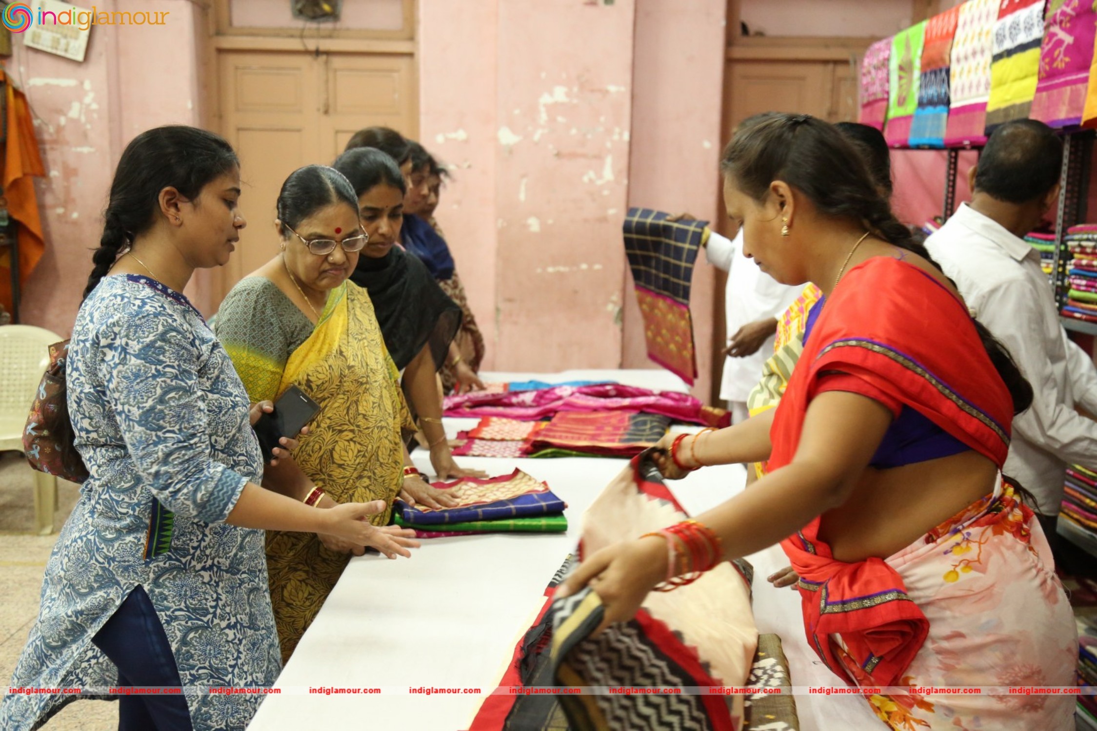 Pochampally Ikat Art Mela Launch Event hd photo