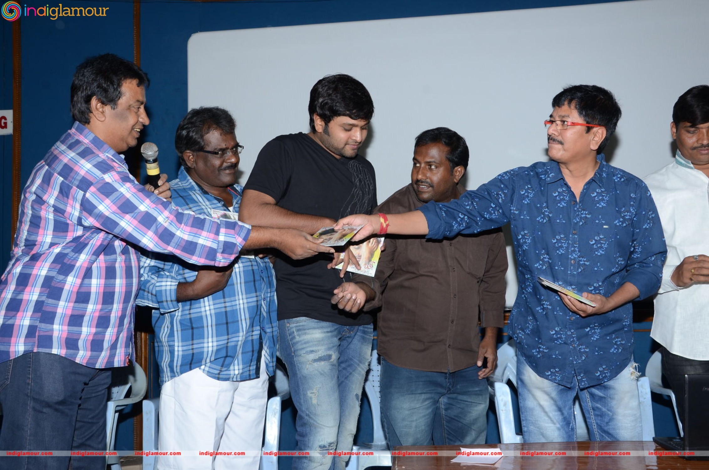 Eka Se Love Movie Audio Launch Event hd photo
