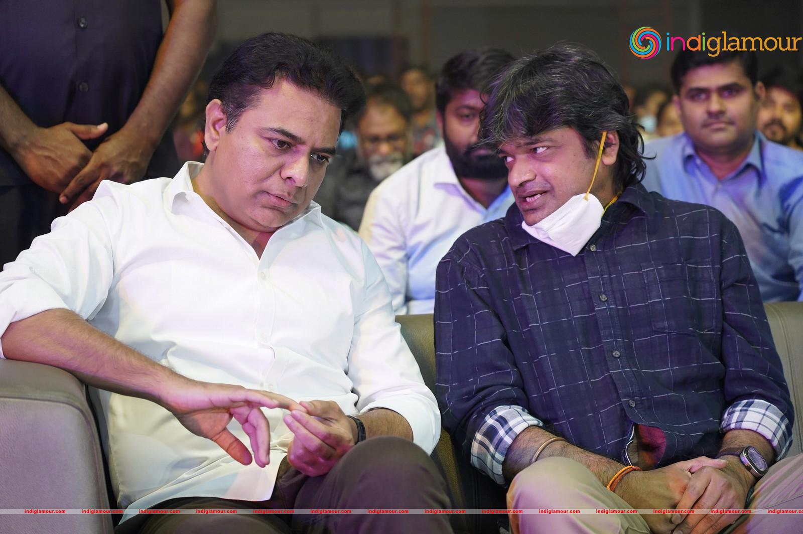 Sreekaaram Movie Grand Release Event Event hd photo
