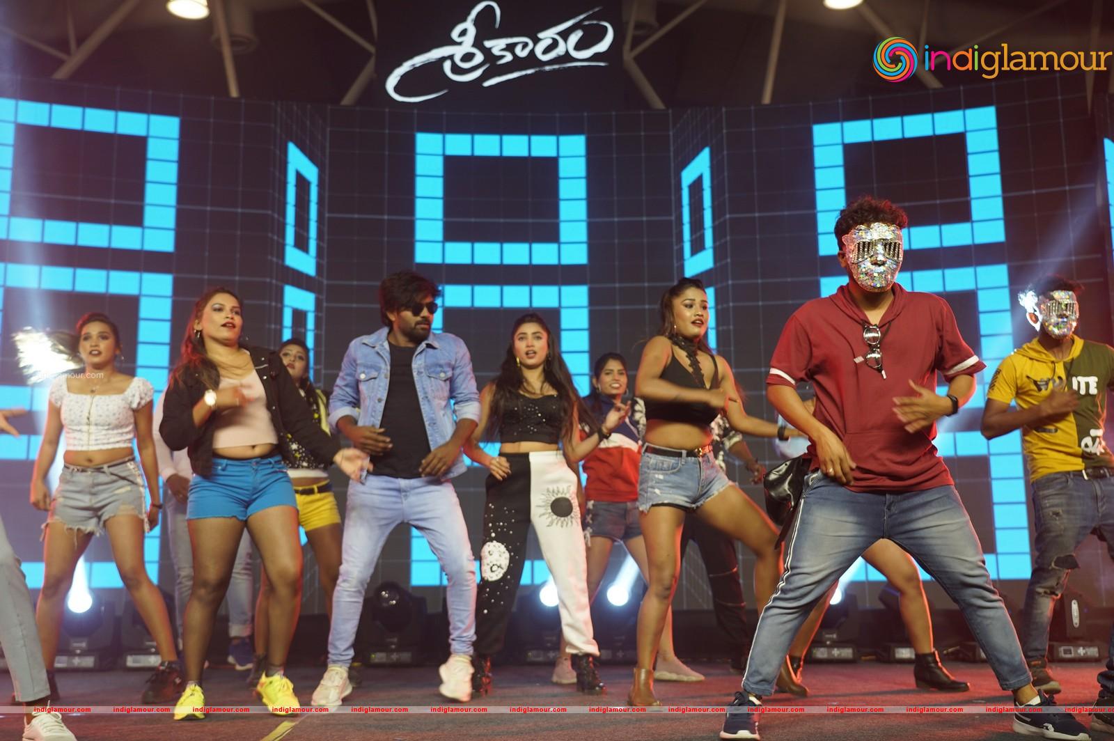 Sreekaaram Movie Grand Release Event Event hd photo