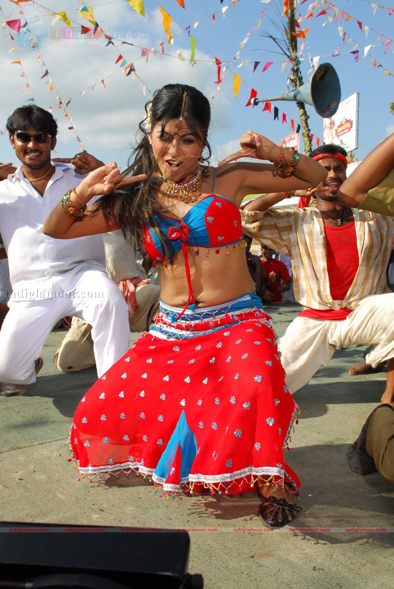 Arti Puri Actress hd photo