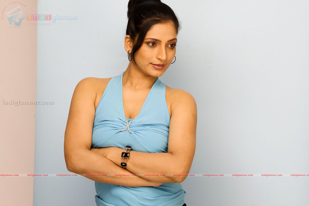 Mona Bhatt Actress hd photo