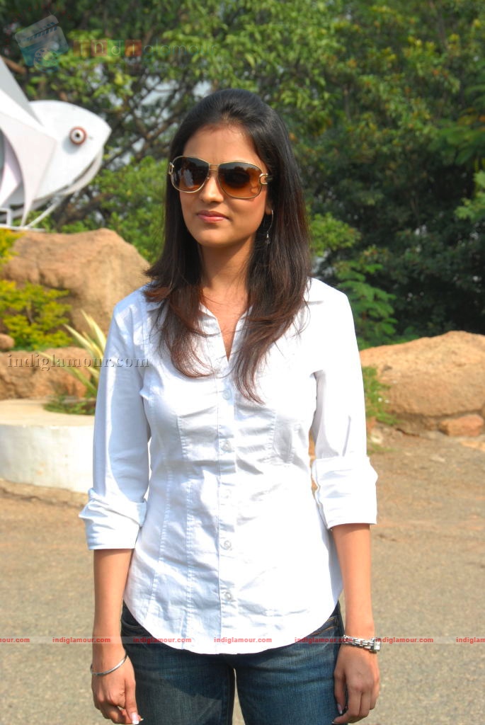 Nisha Agarwal Actress hd photo