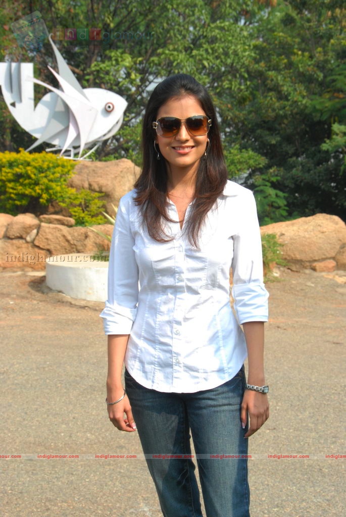 Nisha Agarwal Actress hd photo