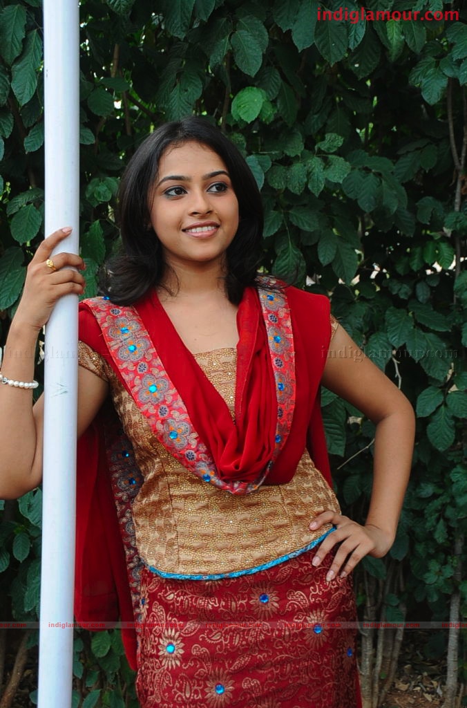 Hrudi Actress hd photo