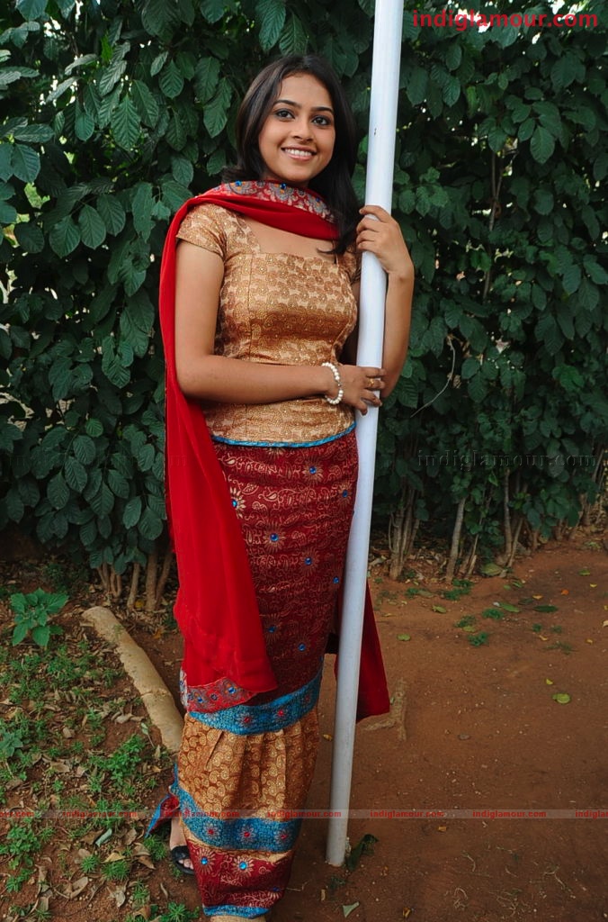 Hrudi Actress hd photo