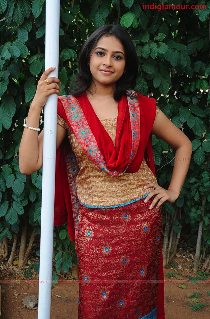 Hrudi Actress hd photo