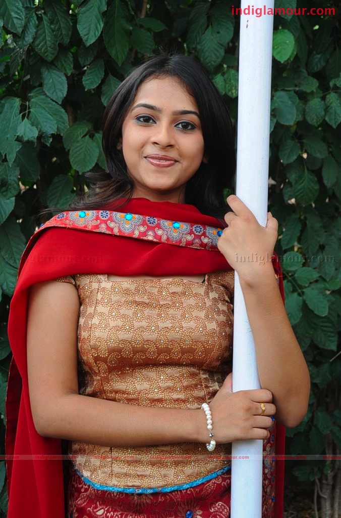 Hrudi Actress hd photo