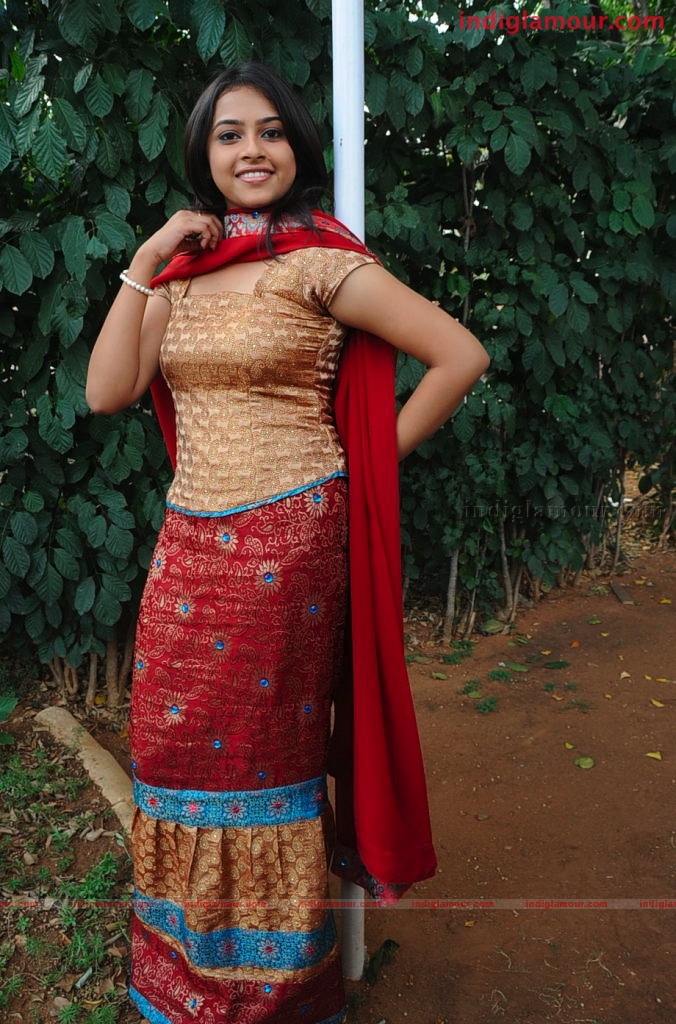 Hrudi Actress hd photo