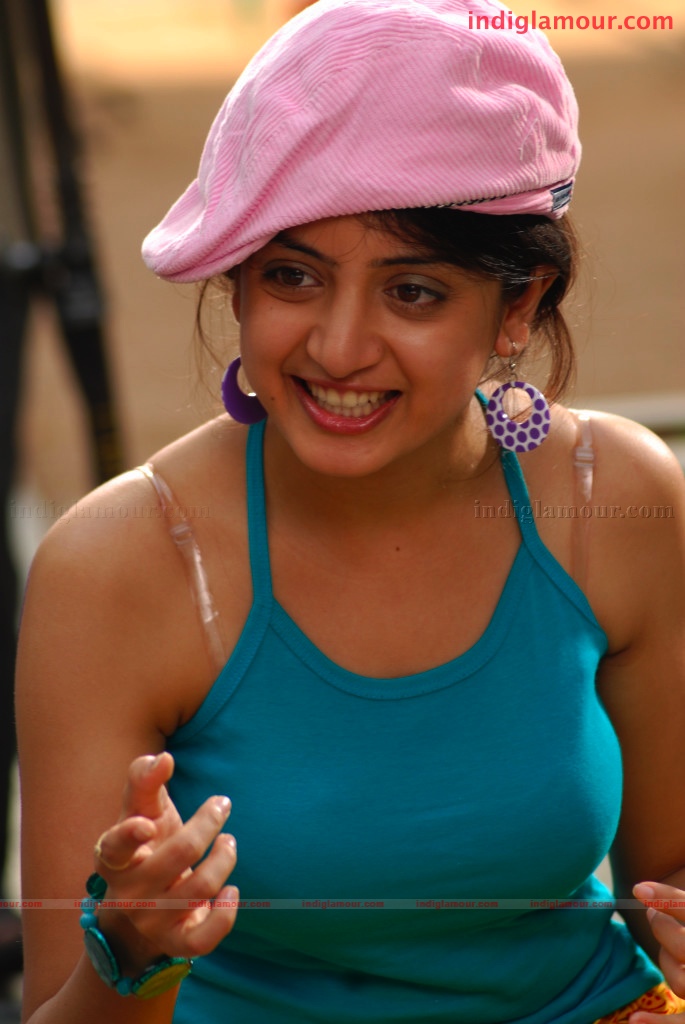 Poonam Kaur Actress hd photo