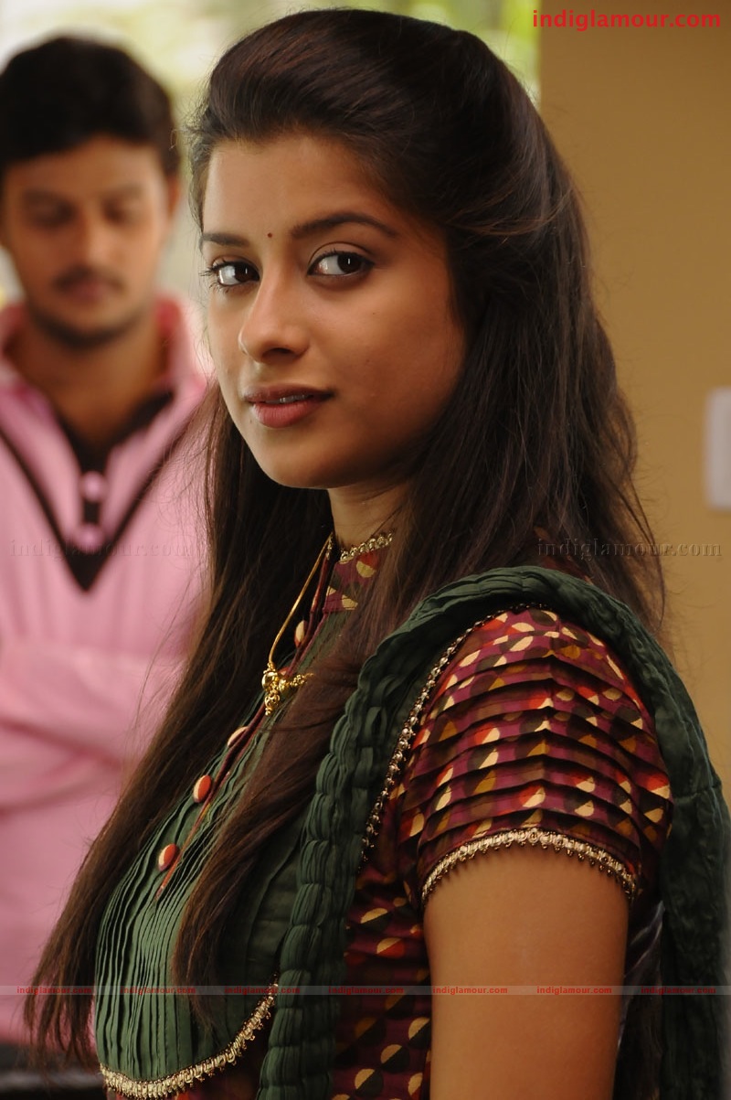 Madhurima Actress hd photo