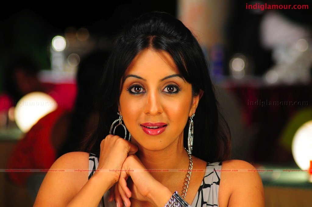 Sanjana Actress hd photo