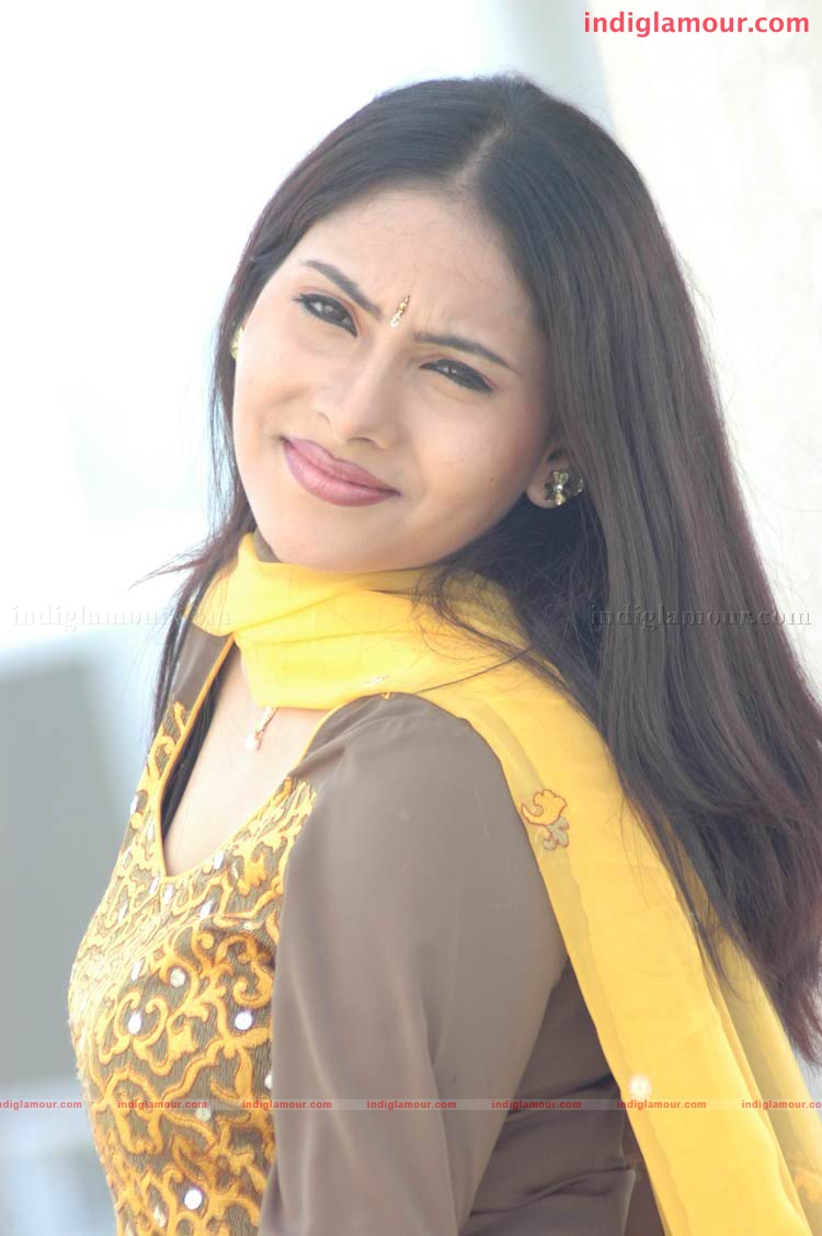 Nikithaa Actress hd photo