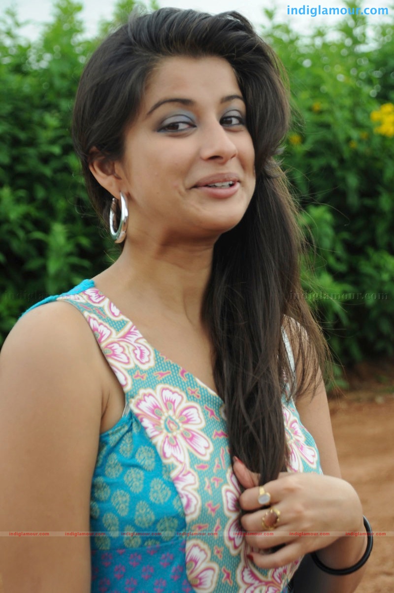 Madhurima Actress hd photo