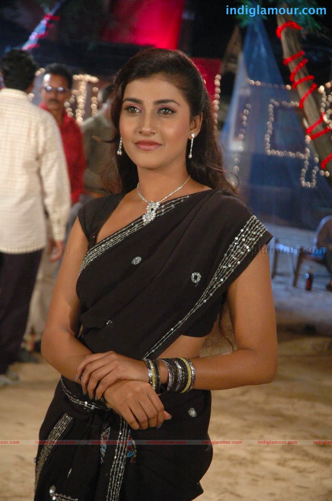 Kousha Actress hd photo