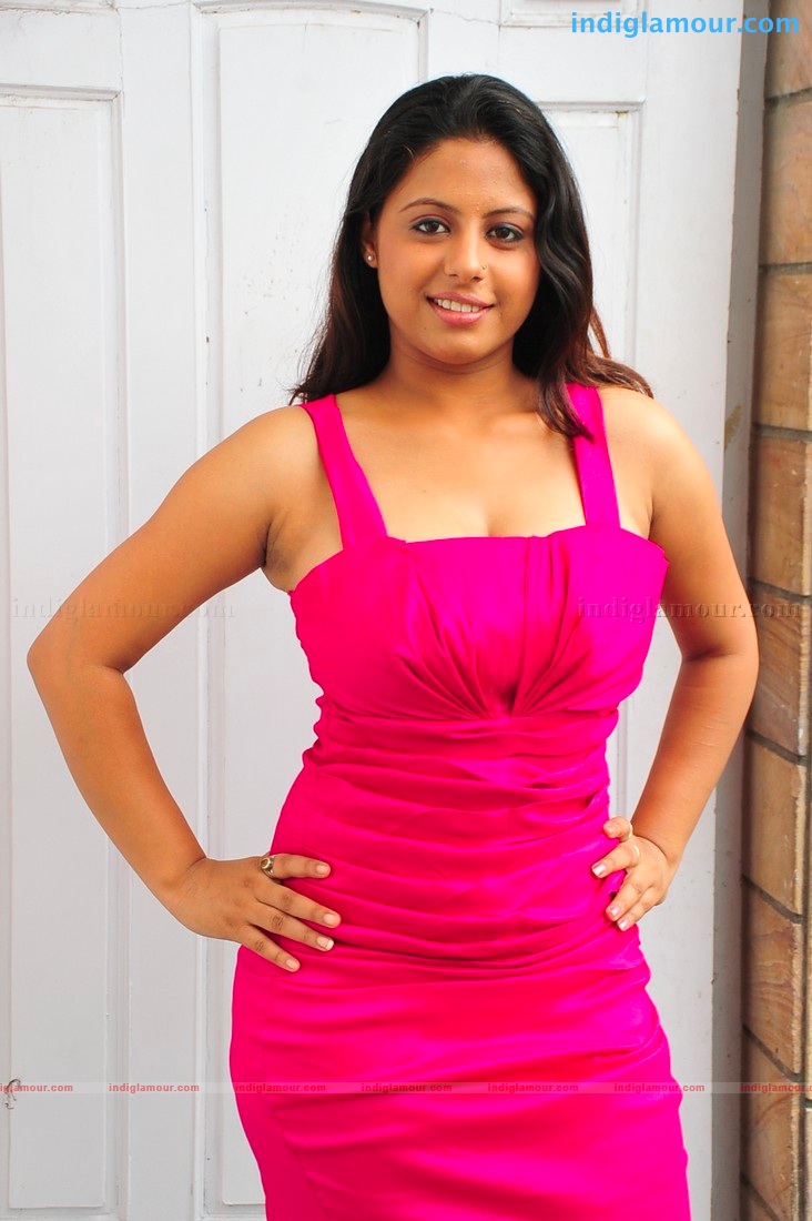 Sunakshi Actress hd photo