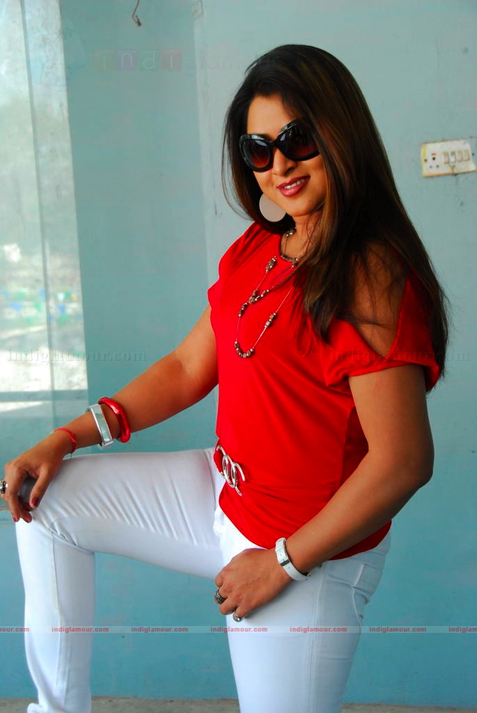 Farah Khan Actress hd photo