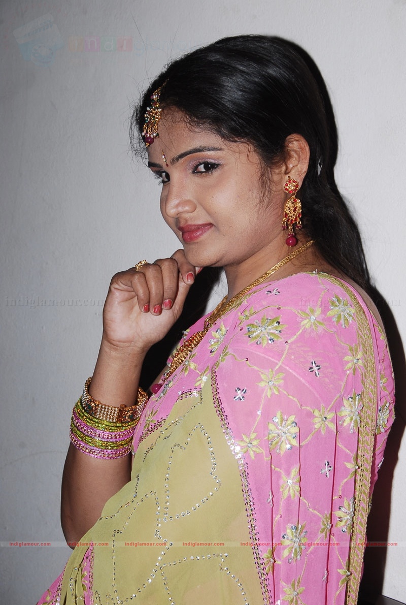 Hasini Actress hd photo