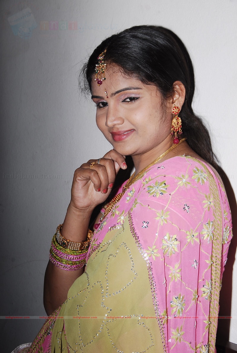 Hasini Actress Hd Photosimagespics And Stills 41750