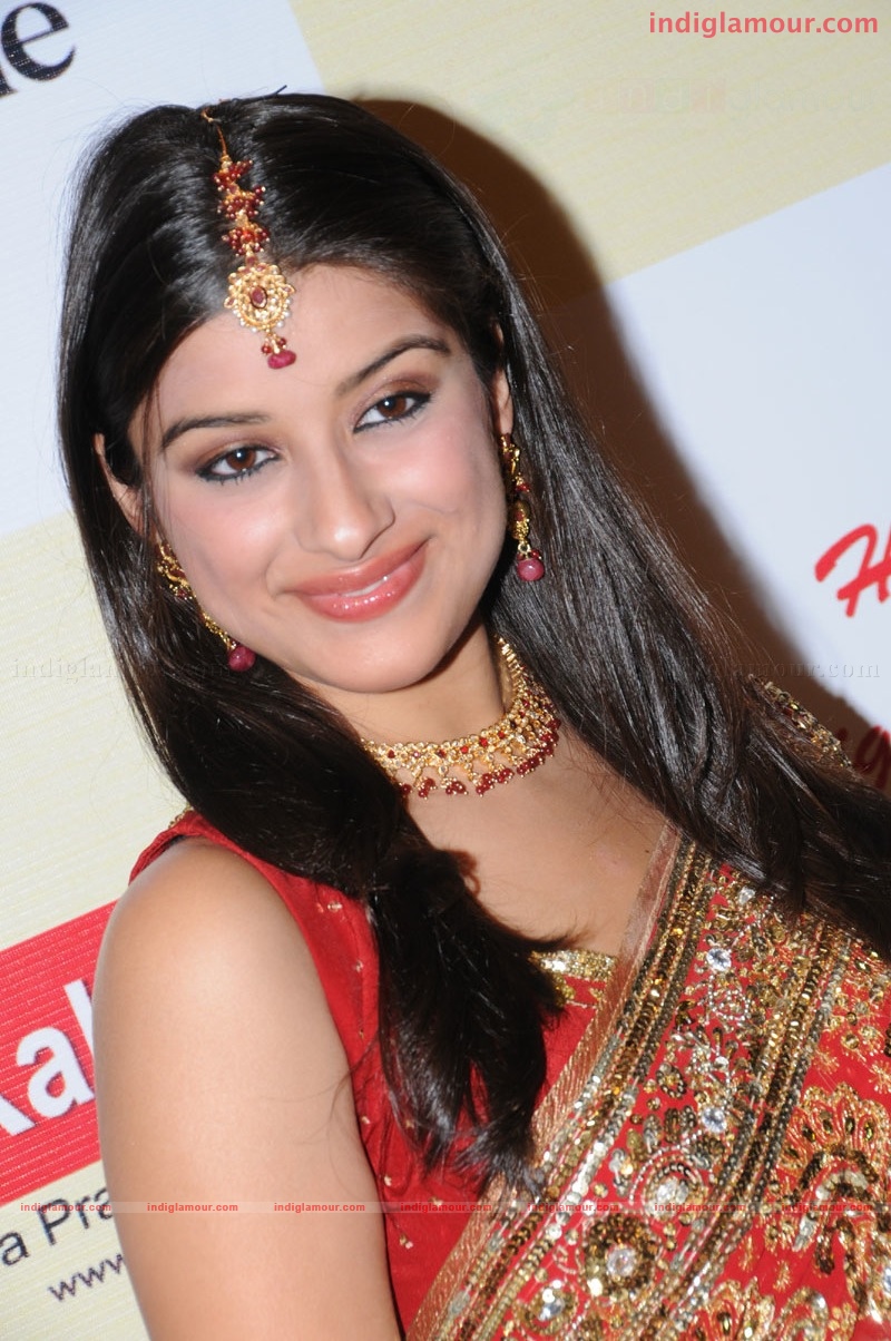 Madhurima Actress hd photo