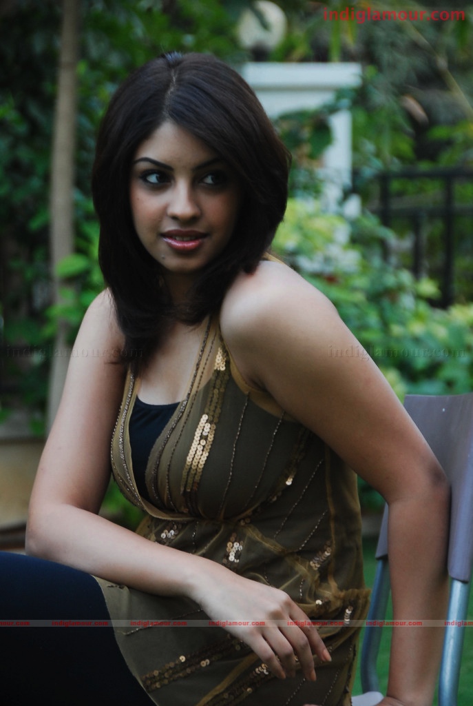 Richa Gangopadhyay Actress hd photo