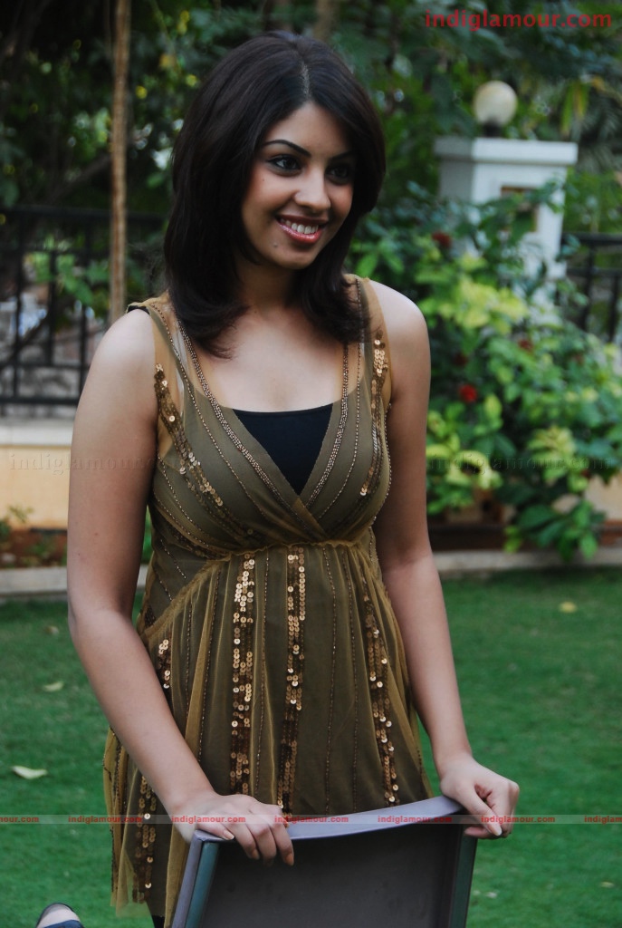Richa Gangopadhyay Actress hd photo