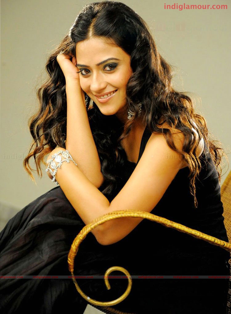 Aditi Sharma Actress hd photo
