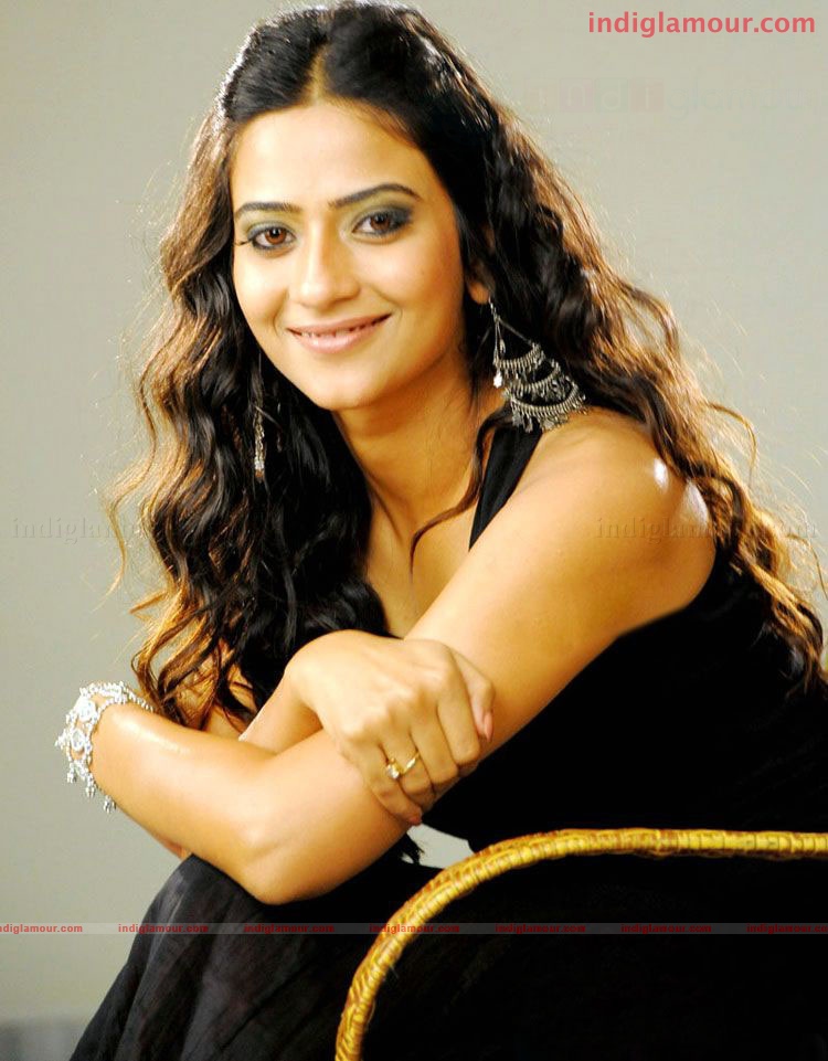 Aditi Sharma Actress hd photo